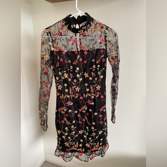 Revolve Donna Mizani Bettie Dress Black Embroidered Floral Mockneck (XSmall) - Picture 4 of 10